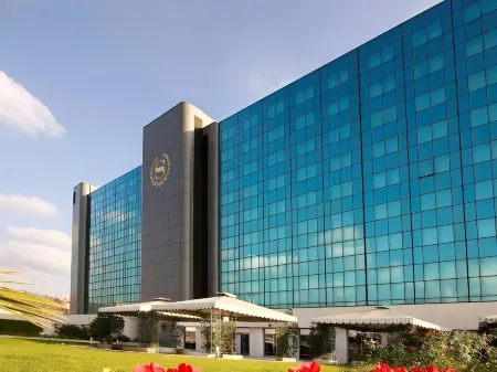 Tower Genova Airport - Hotel & Conference Center