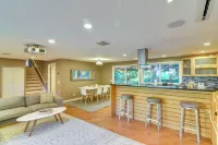 Lake Oswego Home w/ Covered Patio: Near Portland!