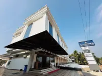 Shambhavi Hotel & Convention Centre Hotels near Sri Udupi Krishna mutt car parking lot ವಾಹನ ನಿಲುಗಡೆ ಸ್ಥಳ