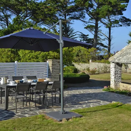 Locquirec Coastal Holiday Villa for 10