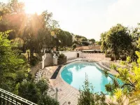 Bastides at the Restanques of St Tropez