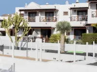 Terrace Stay Close to Beaches - Bungalow