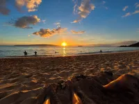 Steps to Kamaole 1 Beach Park & More! Spacious Top Floor Condo-Beautiful Views!