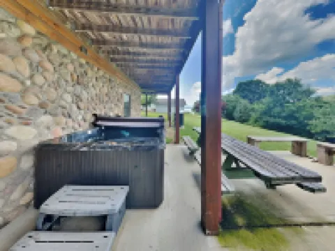 Pinnacle Place by Jackson Mountain Rentals