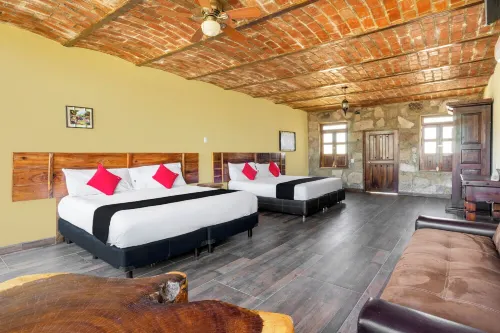 Capital O Hotel Posada Terraza, Guadalajara - 2-Star