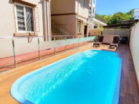 ポウサダ カザラン シュミット ポメロデのホテル