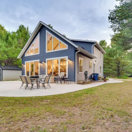 Waterfront Webster Cabin w/ Dock on Warner Lake!