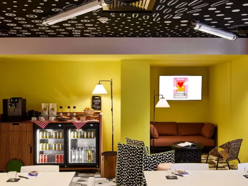 Mama Shelter Paris la Défense Espaces publics Photos