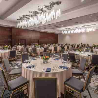 Provo Marriott Hotel & Conference Center Dining/Meeting Rooms