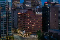 เอลิเมนท์ แคลการี ดาวน์ทาวน์ โรงแรมใน