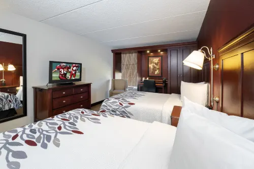 Red Roof Inn Meriden Hotels in Meriden