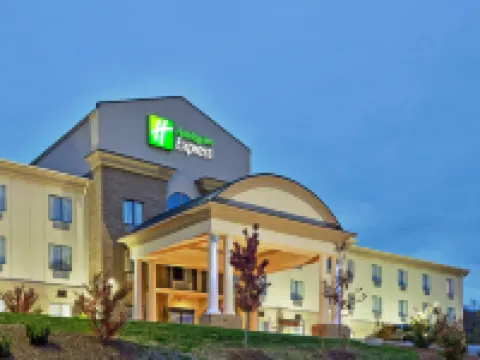 Holiday Inn Express TROUTVILLE - ROANOKE NORTH by IHG Hotels in Botetourt County