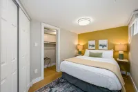 UNC 옆에 위치한 친근한 방갈로 - 무료 크루저 바이크 포함! 하이 플레인스 리브러리 디스트릿 - 센티니얼 파크 도서관 주변 호텔