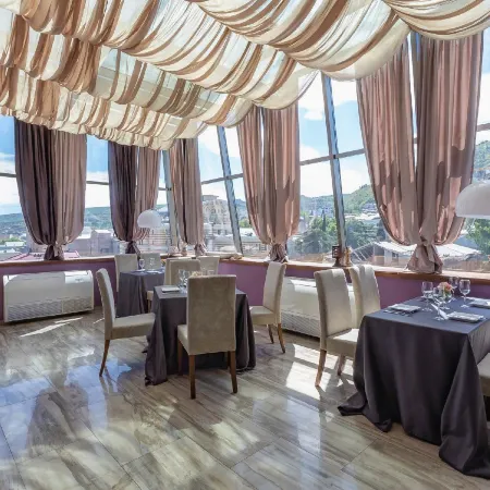 A5 Hotel