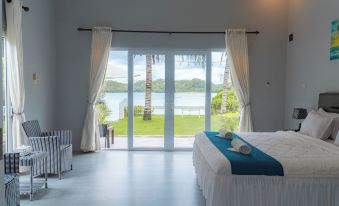 The Hawk's Nest Resort