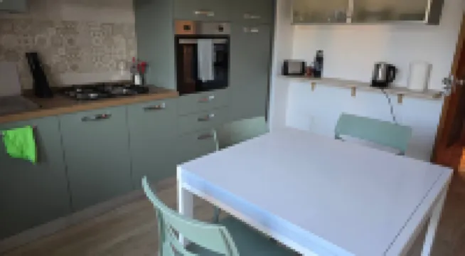 Lakeview Balcony Apartment in Bolsena