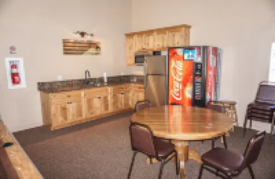 St Anton Wooded View 1-Bedroom Condos with Complimentary Hot Drinks
