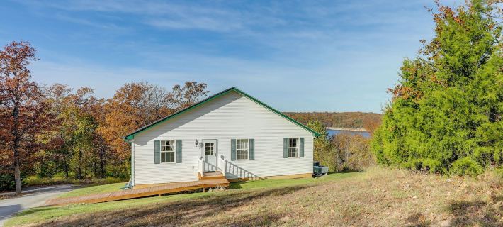 Norfork Lake Home Game Room, Fire Pit and Views! Hoteles en Condado de Baxter