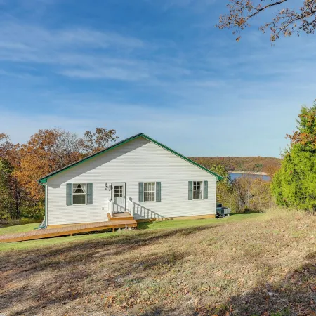 Norfork Lake Home Game Room, Fire Pit and Views!