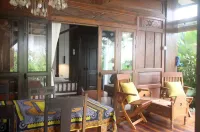 Petit Cabin by Joglo Exotico - 2-Star
