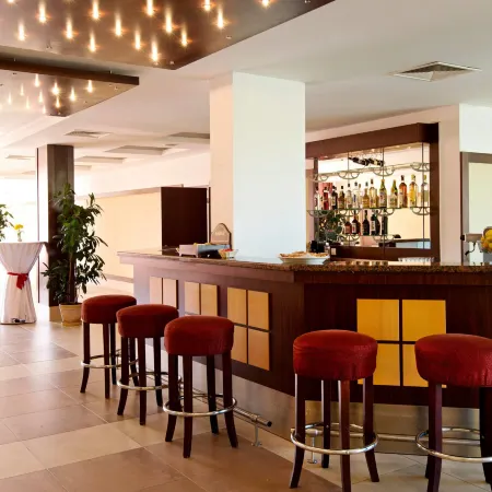 Sol Nessebar Palace Resort & Aquapark - All Inclusive