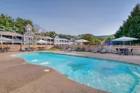 Green Granite Inn, Ascend Hotel Collection - Swimmingpools