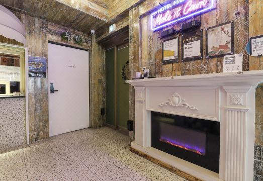 대구 2월호텔 동대구역점 로비