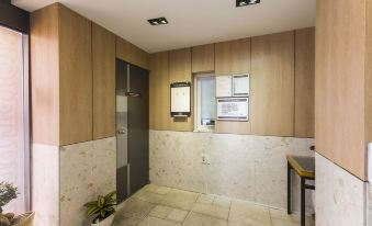 Jeonju Junghwasandong Hotel Intro