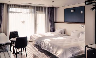Goseong G Hotel