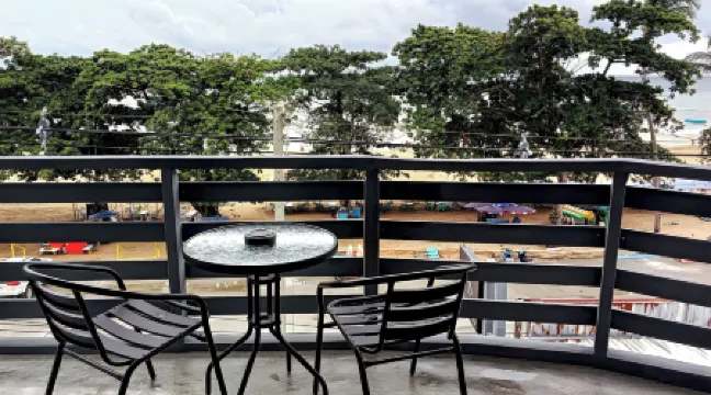 Vs Beach Front Отели рядом с достопримечательностью «Плавучий рынок в Паттайе»