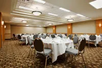 Travelodge Hotel by Wyndham Saskatoon