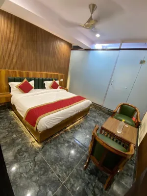 โรงแรม โฮมสเตย์ เรสซิเดนซี โรงแรมใกล้ARRAY LOGIC