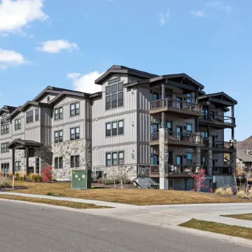 Mountain View Magic - Mayflower Lakeside