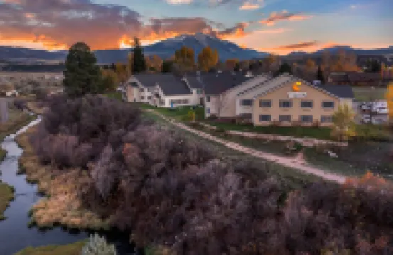 Comfort Inn & Suites Carbondale on the Roaring Fork