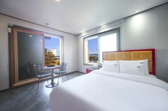 Ulsan Jinha U and I Hotels near Ganjeolgot