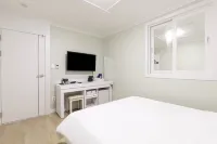 Sangju Can Hotel - 2-Star