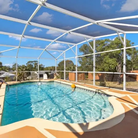 3BR Roman Oasis: Caesar's Place + Heated Pool