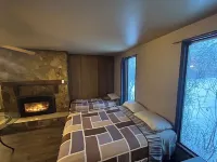 Greenhead Motel Hotels in Unity