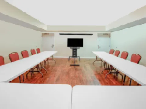 Microtel Inn & Suites by Wyndham Hattiesburg Hotels in Forrest County