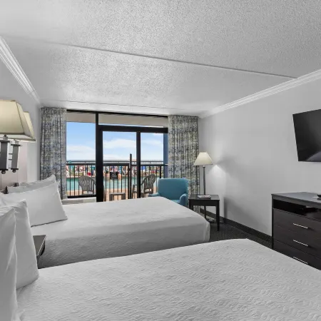 Grande Shores Ocean Resort