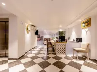 The Pinky Villa - Heritage Boutique Suites Hotels near Sadar Bazaar