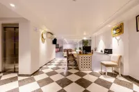 Hotel Pinky Villa-Heritage Boutique Suites Near New Delhi Train Station & Connaught Place - Hot Tub