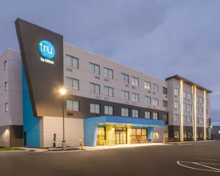 Tru by Hilton Oshawa Hotels in Oshawa