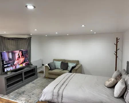 Twickenham Stadium Studio Hotels in Isleworth