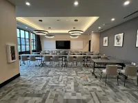 La Quinta Inn and Suites by Wyndham Leavenworth - 3-Star