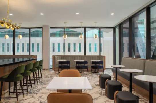 Hampton Inn By Hilton Calgary Downtown