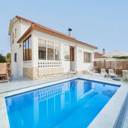 Cozy Villa for 10 Persons