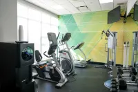 Holiday Inn & Suites PHOENIX AIRPORT by IHG - Phòng tập thể hình