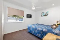 Victor Harbor Holiday Park - parking