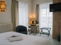 Hôtel les Grands Voyageurs Hotels in Concarneau